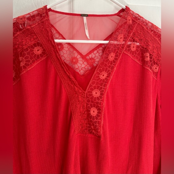 Free People Women’s Red Lola Blouse, Size XS (oversized) Like new - Picture 3 of 8